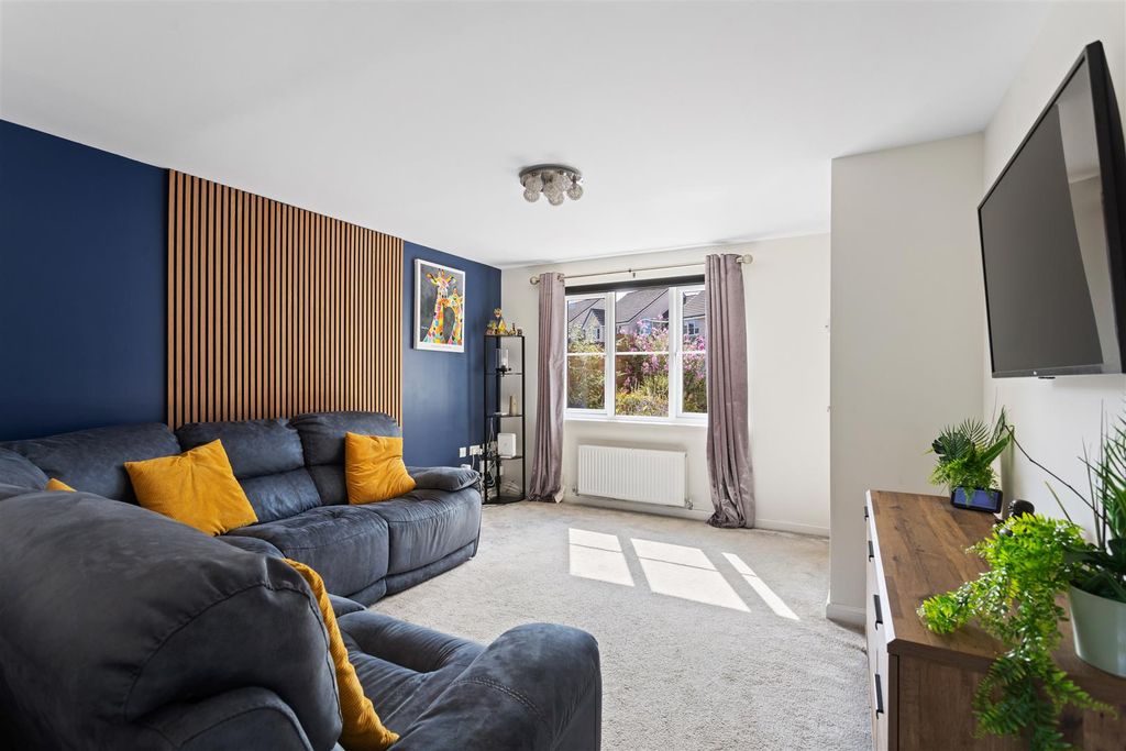 Property photo 2 of 41 4.Jpg