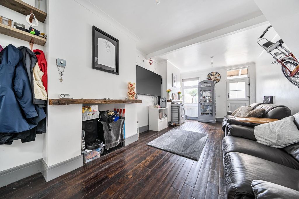 Property photo 3 of 20 1435014-9-69c3d2A9A0847.Jpg