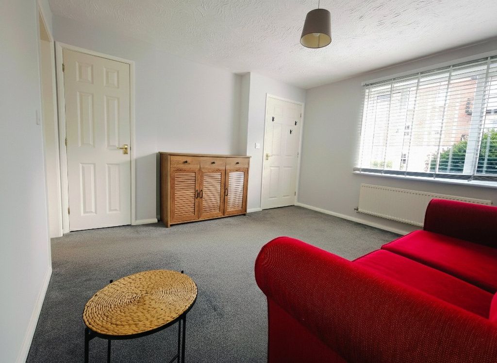 Property photo 3 of 15 Picture No. 21