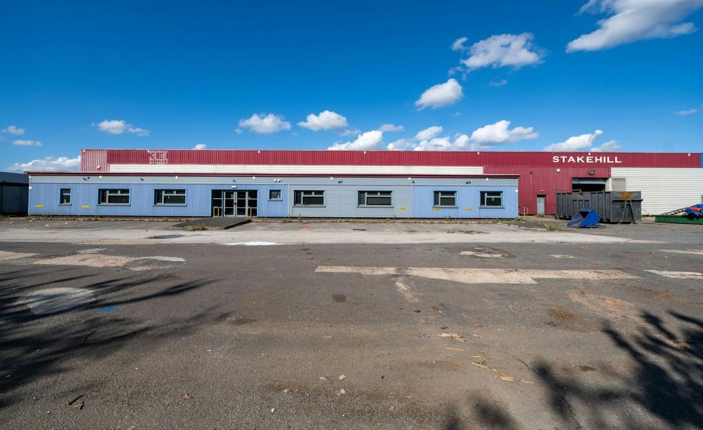 Property photo 2 of 6 2A Lockett Rd Stakehill 2.Jpg