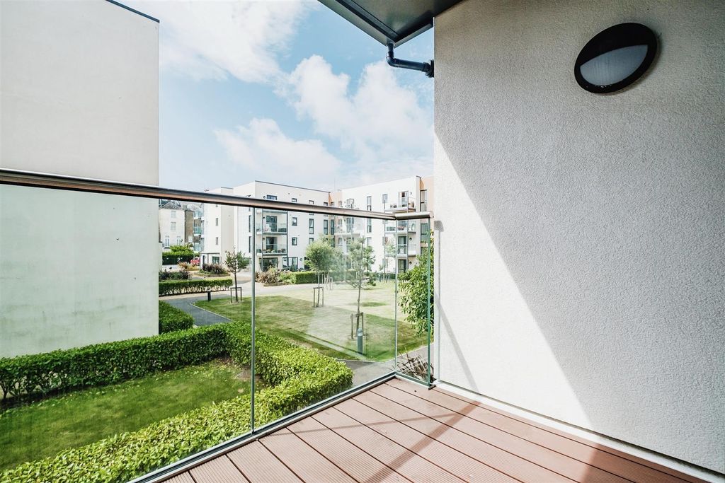 Property photo 2 of 25 55702Da2-6226-ee11-9965-6045Bdd0ee18.Jpg