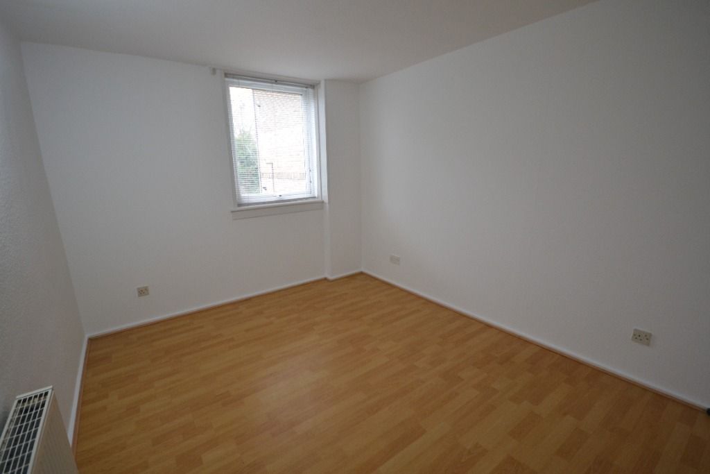 Property photo 3 of 9 Photo 3