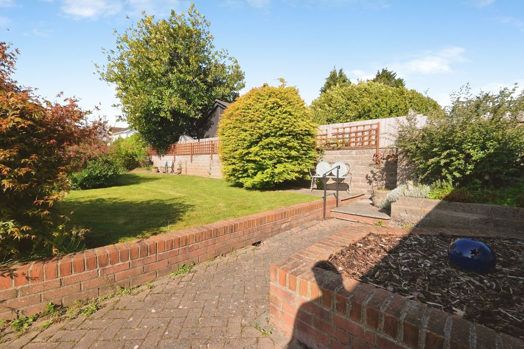 Property photo 2 of 15