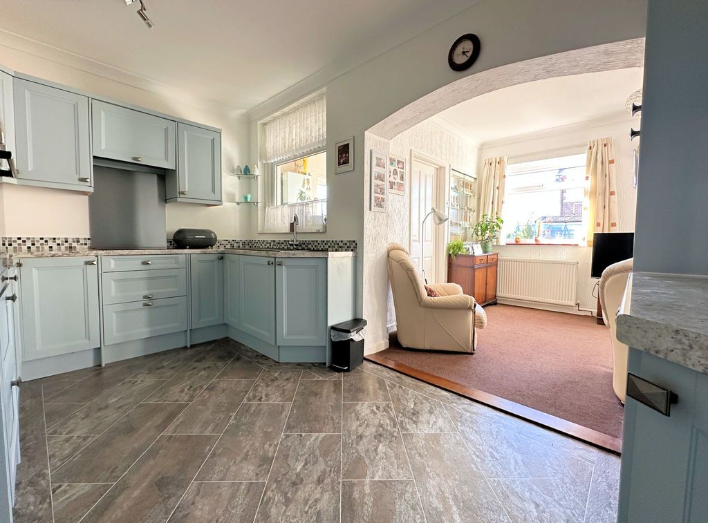 Property photo 3 of 24 Kitchen