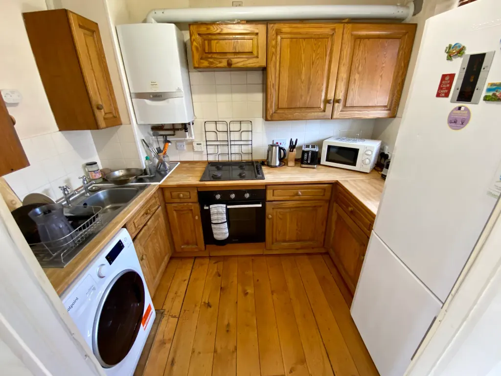 Property photo 3 of 6