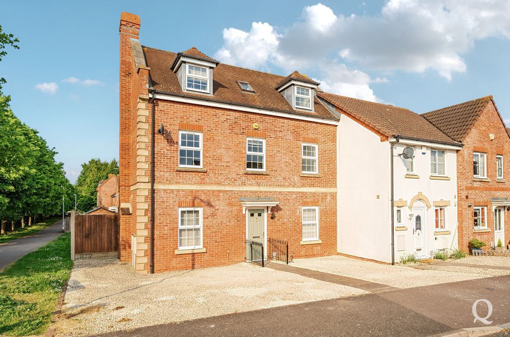 Property photo 1 of 26 1489c9Bc-2839-41d...