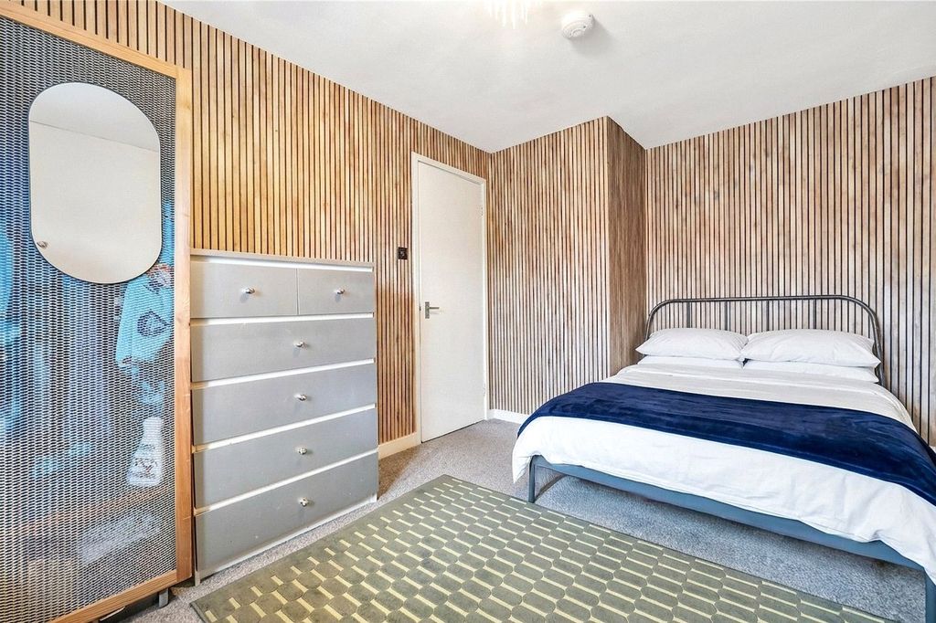 Property photo 2 of 20 Picture No. 37