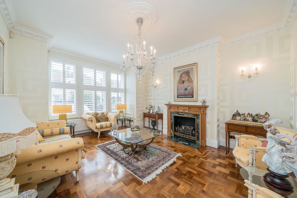 Property photo 3 of 14