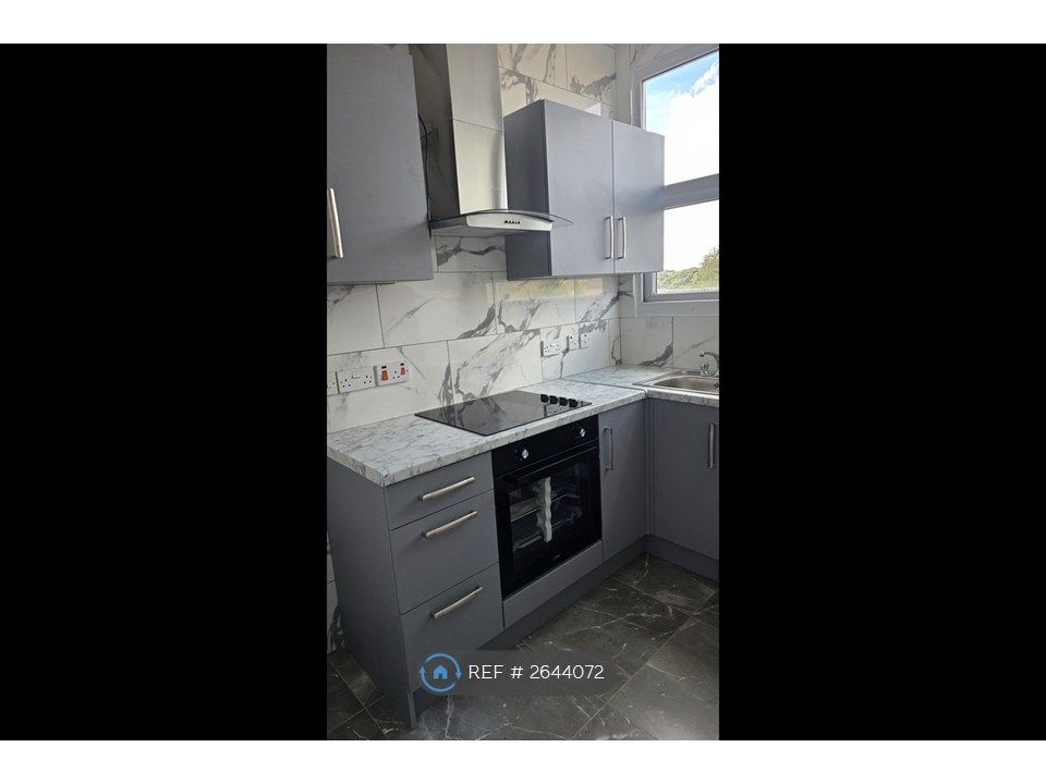 Property photo 1 of 3