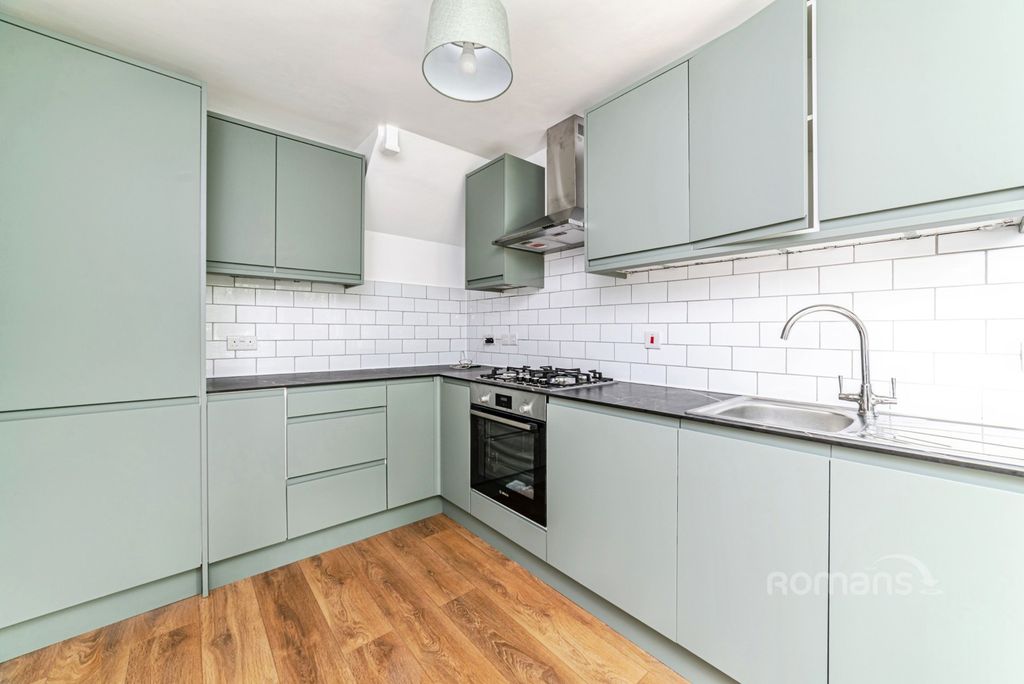 Property photo 2 of 17 Pbox-Img.Jpg