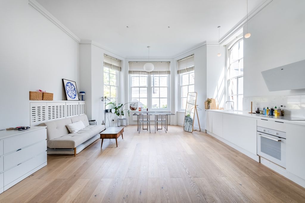 Property photo 1 of 13 1