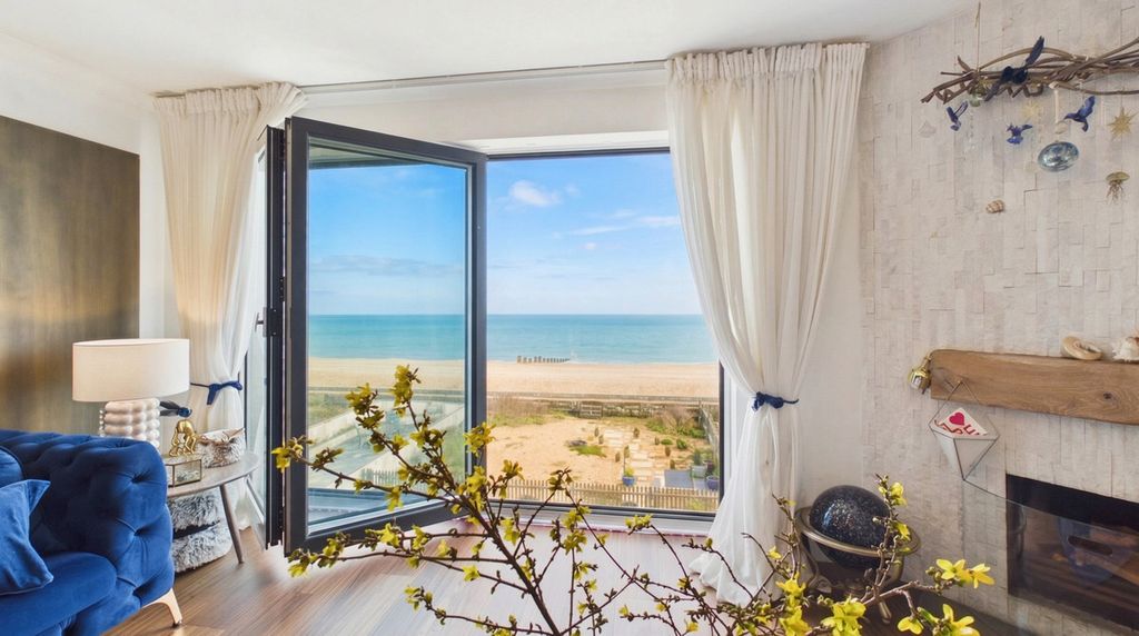 Property photo 3 of 39