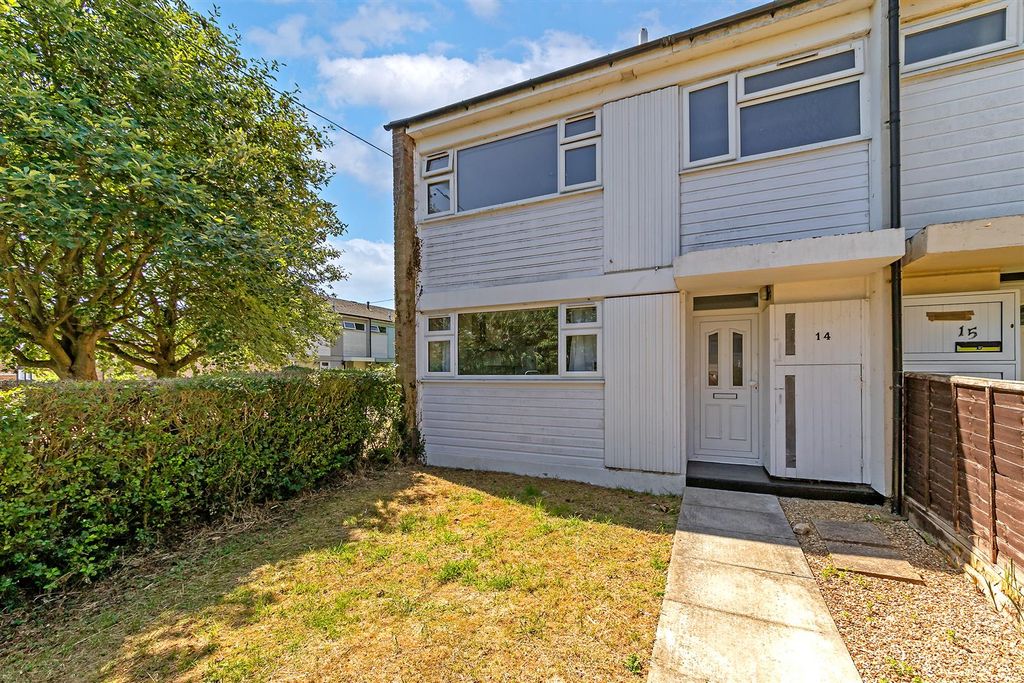 Property photo 1 of 18 14Mendipclose-6.Jpg