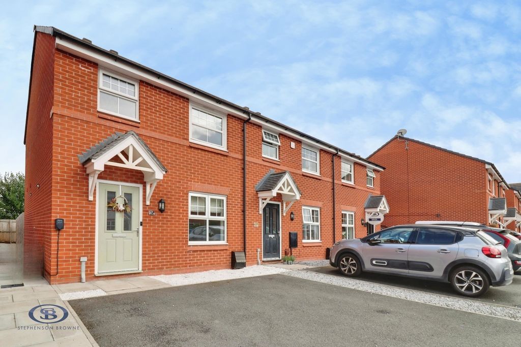 Property photo 1 of 18 Pbox-Img.Jpg