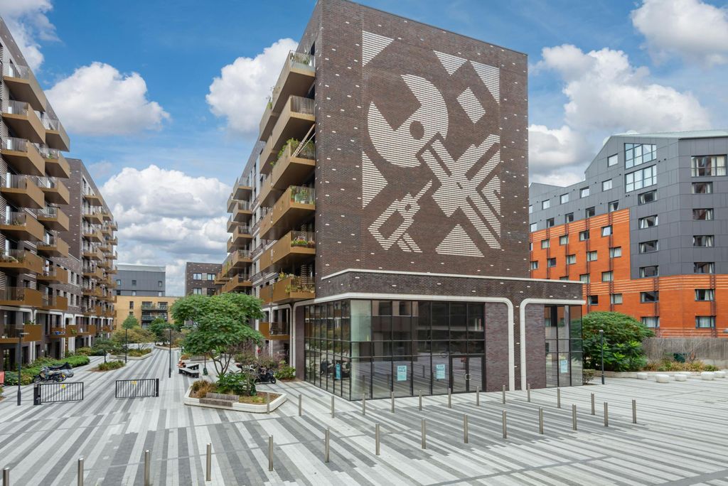 Property photo 1 of 6 35Merlin Works.Jpg