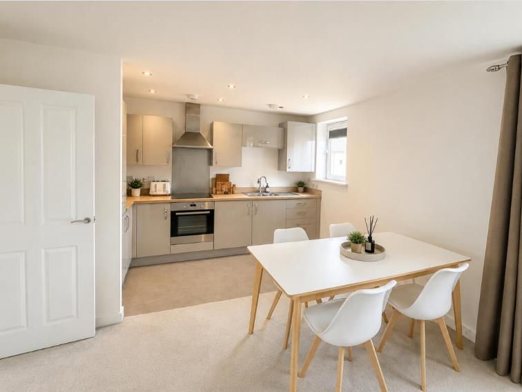Property photo 1 of 6 Dining Room