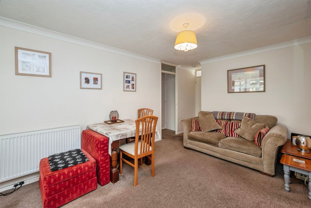 Property photo 3 of 18