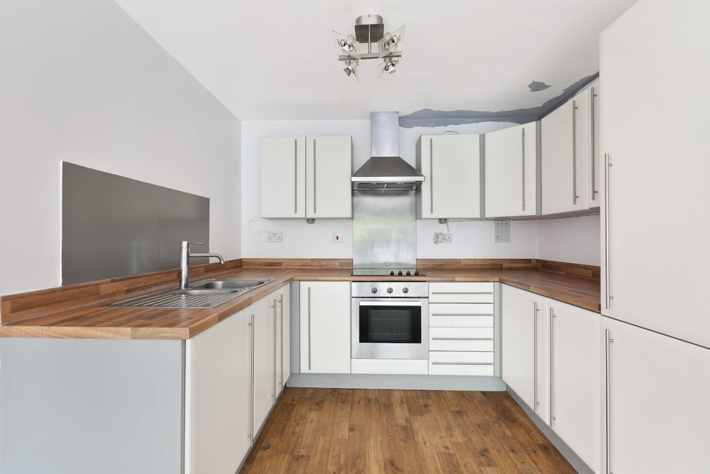 Property photo 2 of 9 Ach_8841.Jpg