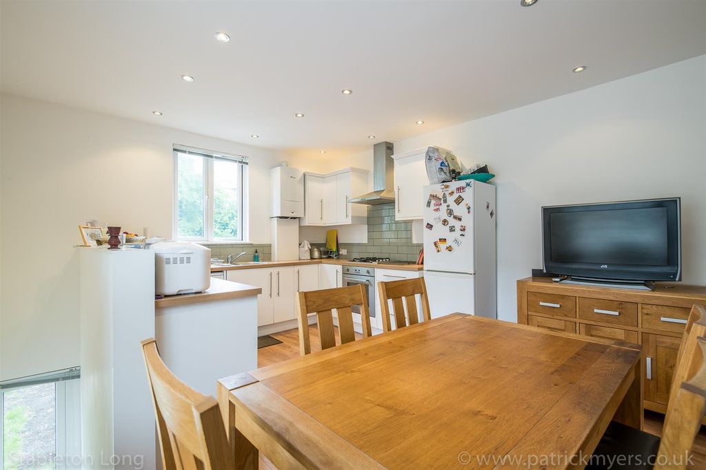Property photo 3 of 6 72 Casewick Road-2.Jpg