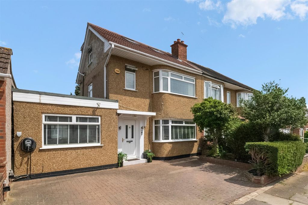 Property photo 1 of 19
