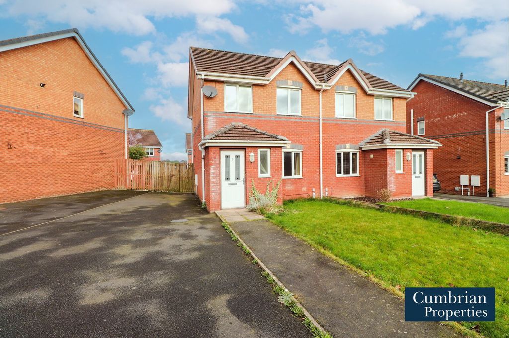 Property photo 1 of 15 Front Of The Property