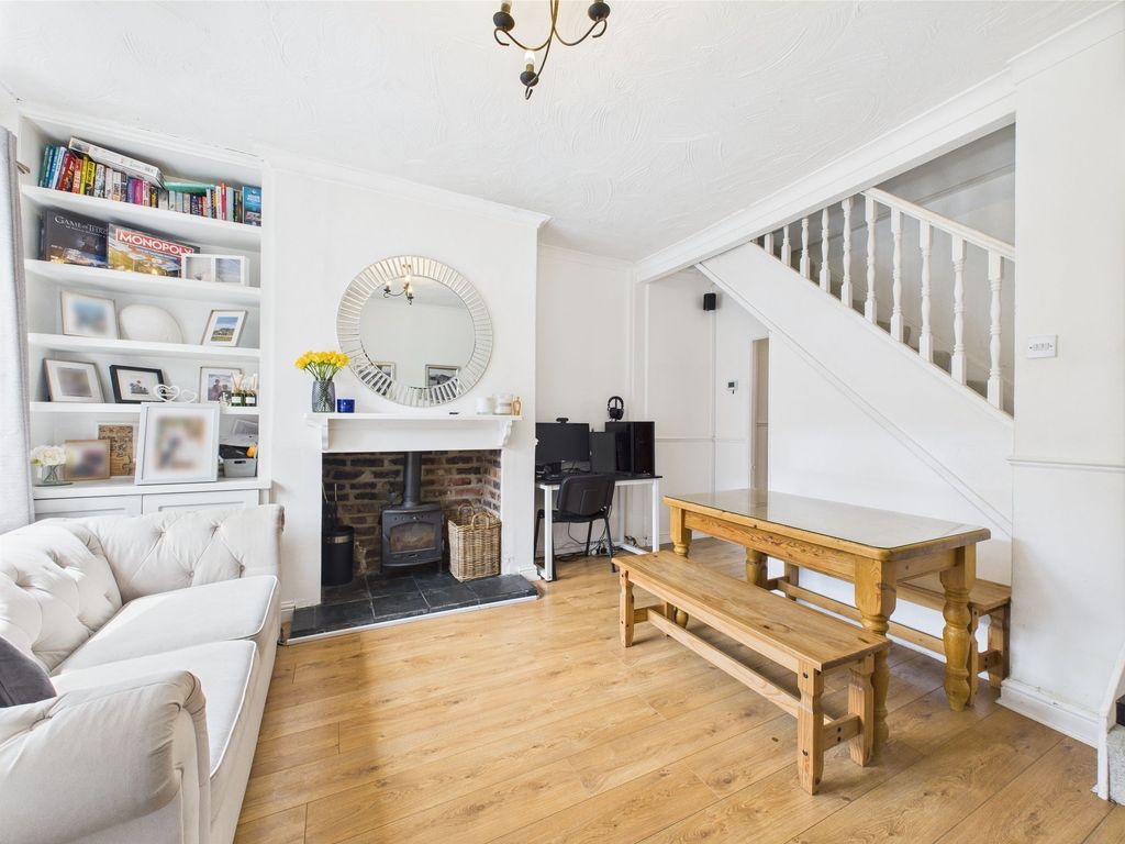Property photo 2 of 22