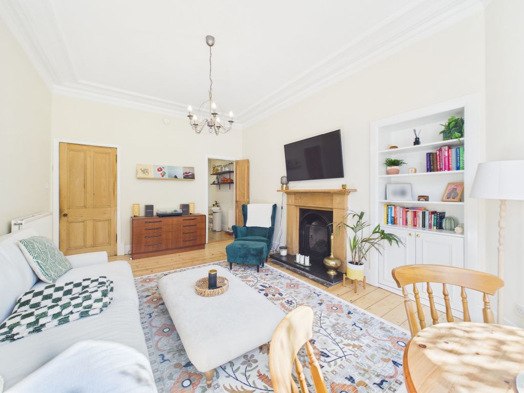 Property photo 3 of 25