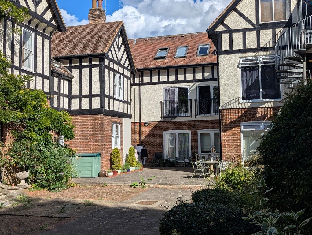 Property photo 3 of 19