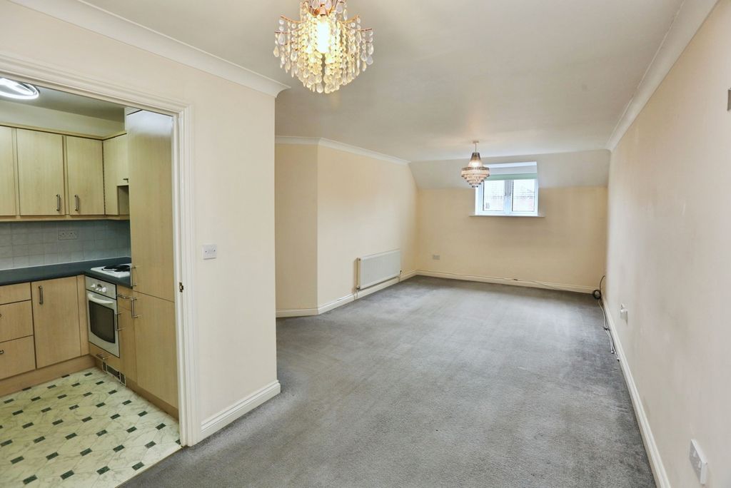 Property photo 2 of 12 Pbox-Img.Jpg