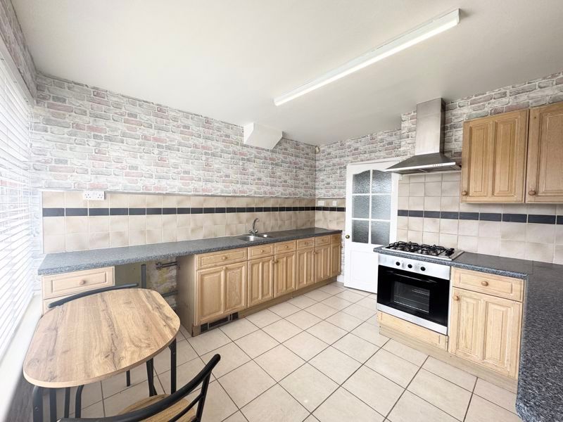 Property photo 3 of 9 Kitchen Alt View