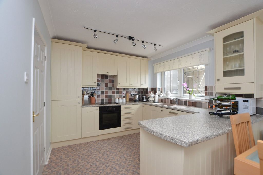 Property photo 2 of 14 2 - Picture No. 23