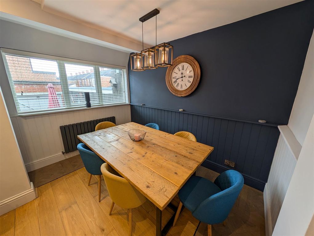 Property photo 3 of 15 Kitchen/Diner