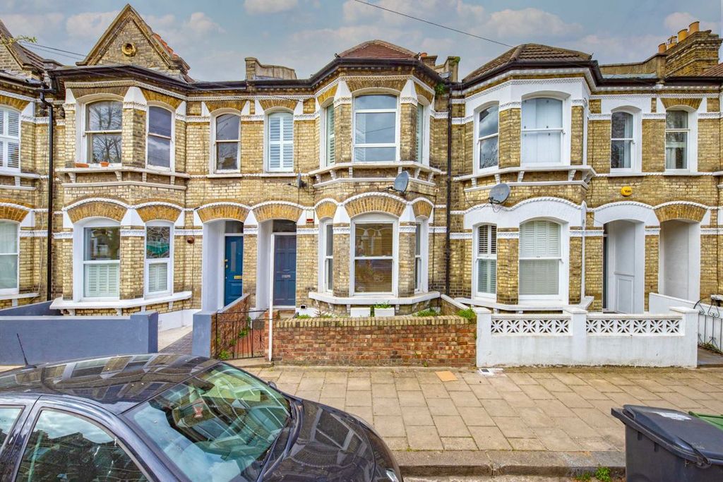 Property photo 1 of 5