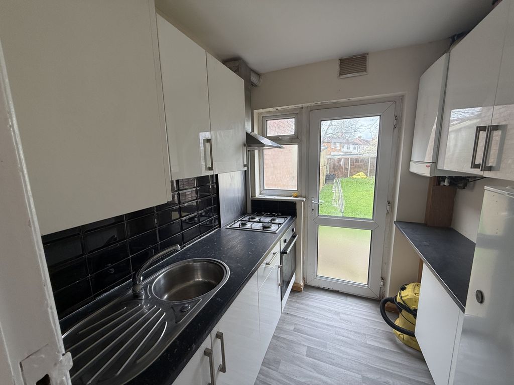 Property photo 2 of 8 Gallery