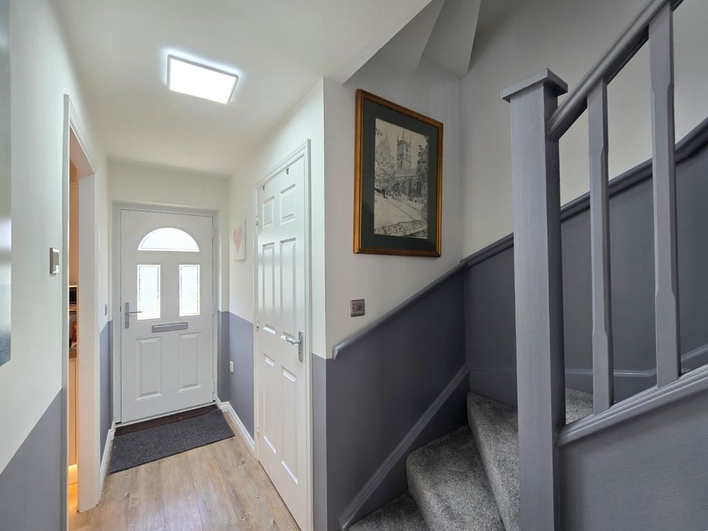 Property photo 3 of 17 5190235