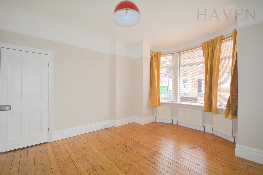 Property photo 2 of 7 Dsc_6302.Jpg