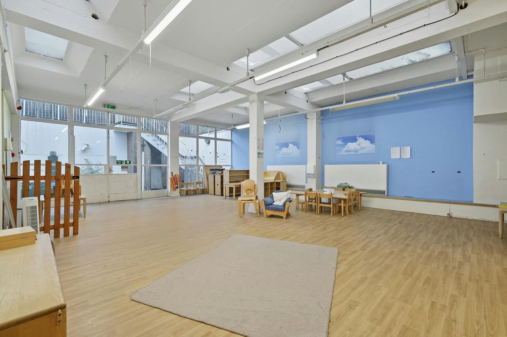 Property photo 3 of 6 Img_1454.Jpg