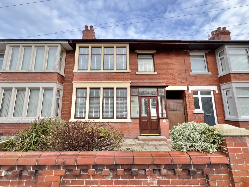 Property photo 1 of 21