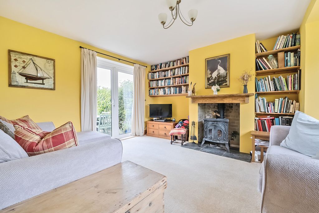 Property photo 2 of 30 1295634-21-682c6d...