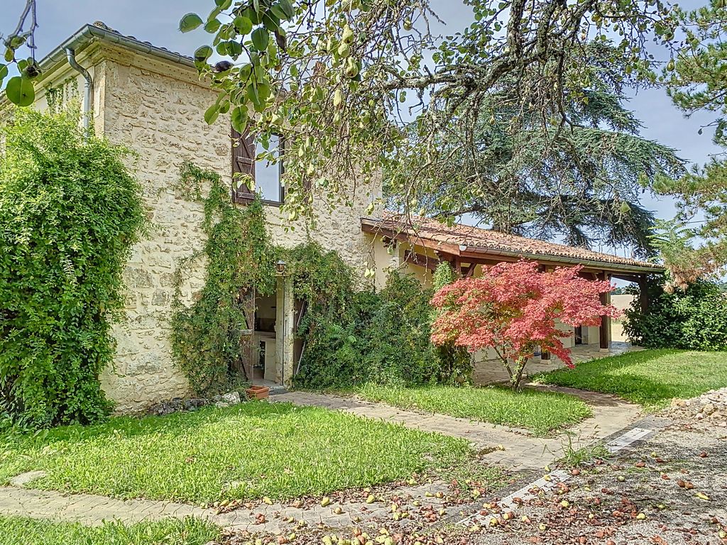 Property photo 1 of 23