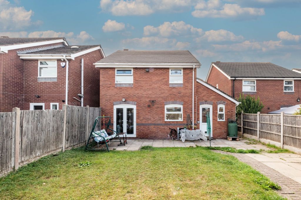 Property photo 3 of 19 Picture No. 13