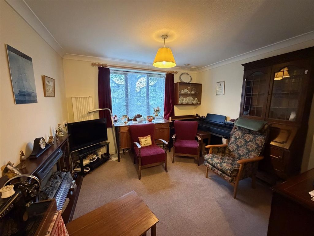 Property photo 3 of 7 3.Jpg