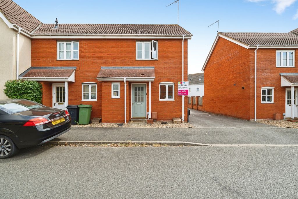Property photo 1 of 16