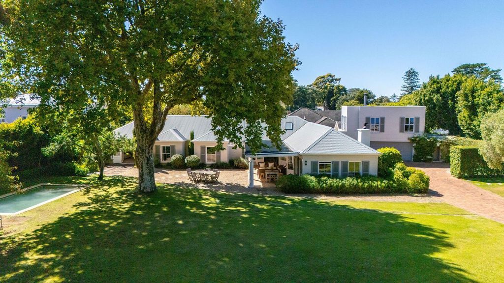 Property photo 3 of 47