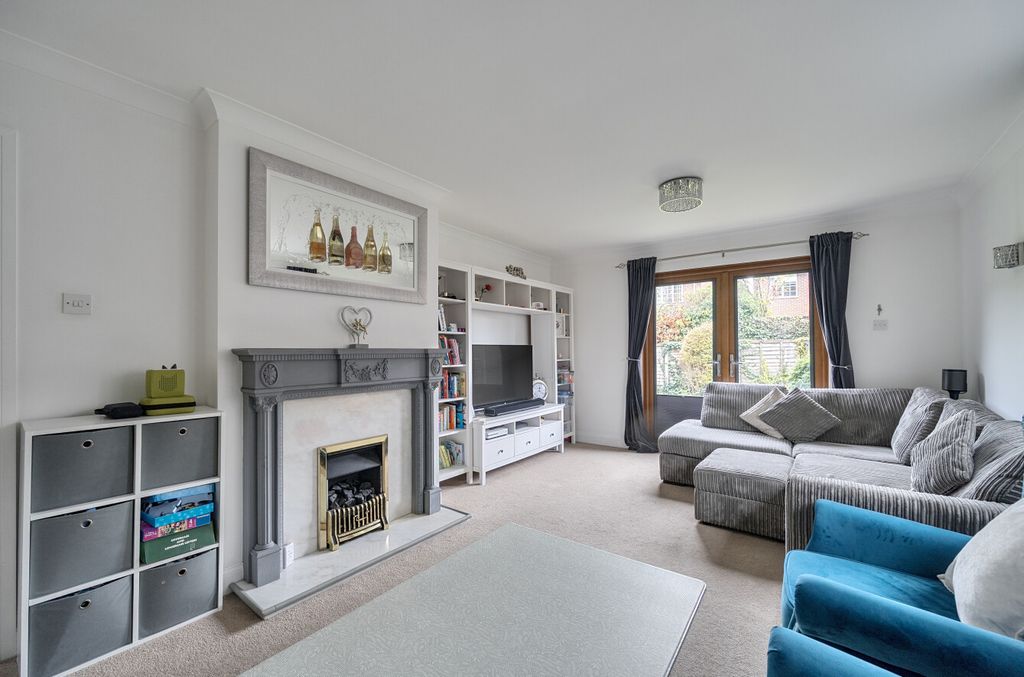 Property photo 3 of 21 1373149-8-6904Ae6...