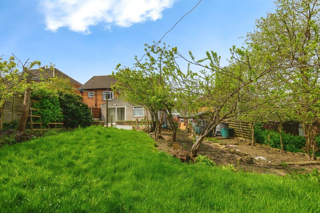 Property photo 2 of 14