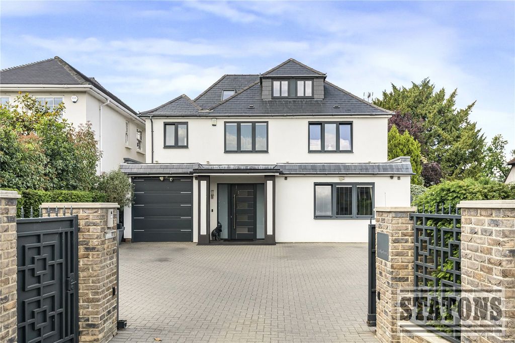 Property photo 2 of 41 Picture No. 35