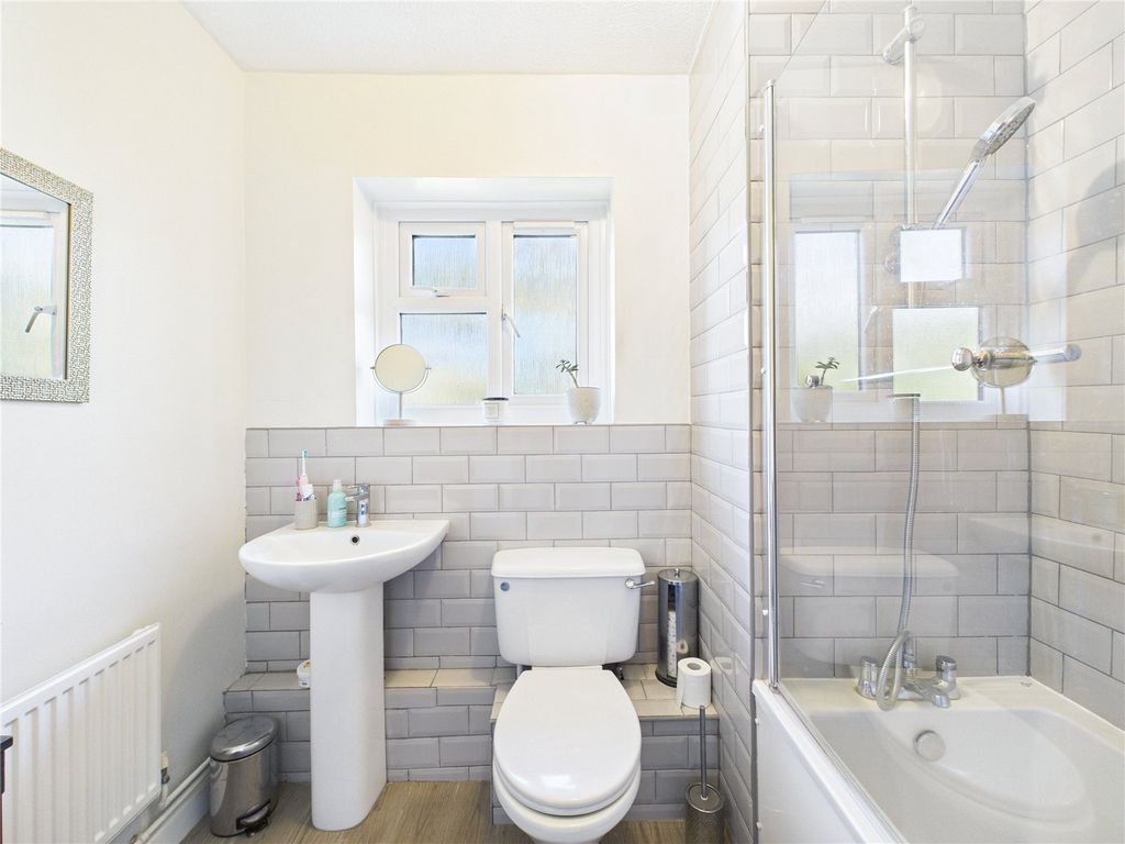 Property photo 3 of 18 Picture No. 02