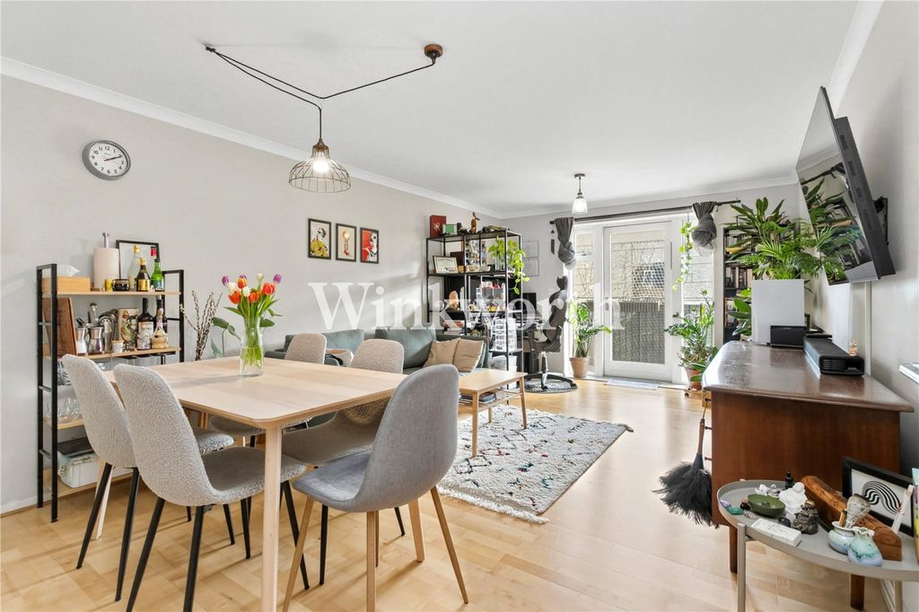 Property photo 2 of 10 Picture No. 03
