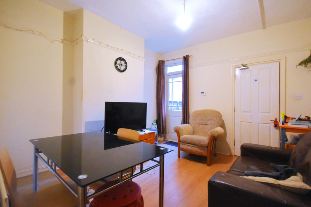 Property photo 2 of 10 Living Area